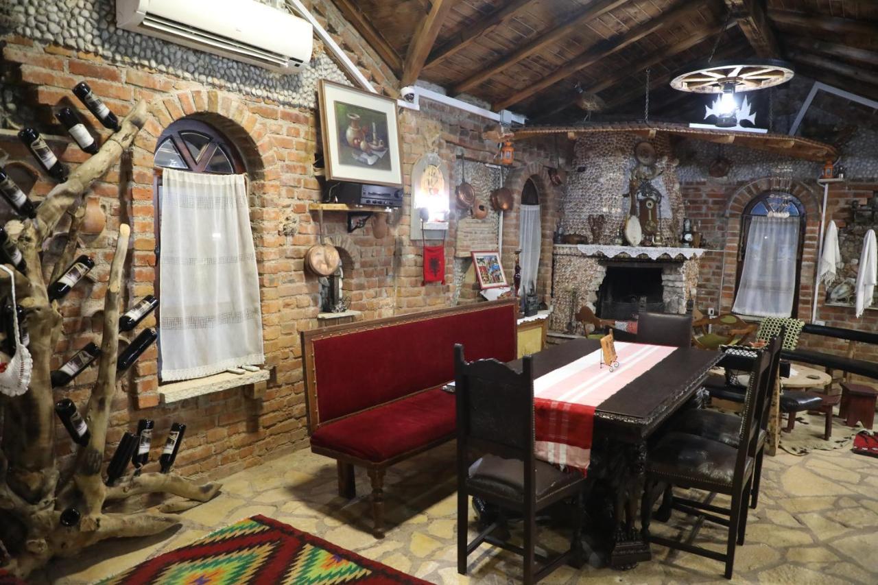 Hotel Keshtjella Syni Zi - Bujtine Shëngjin Exterior foto
