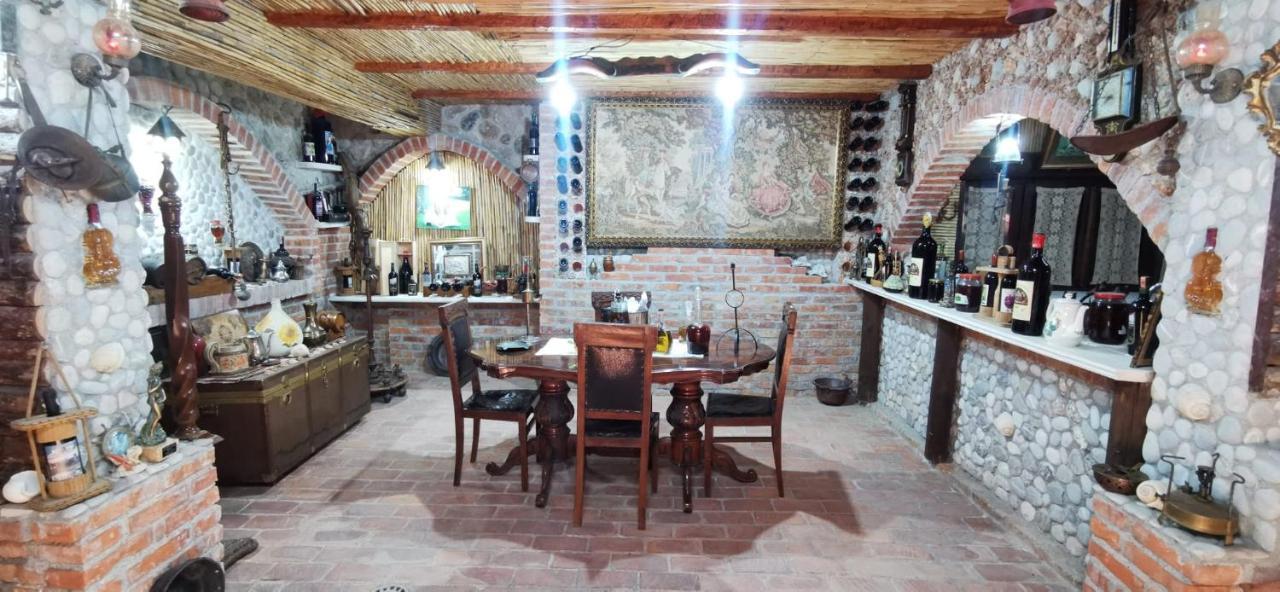 Hotel Keshtjella Syni Zi - Bujtine Shëngjin Exterior foto
